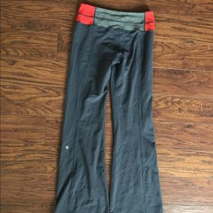 Lululemon reversible leggings size 6